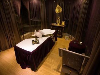 Shengshi Qianhe Hotel Kunming Exterior photo